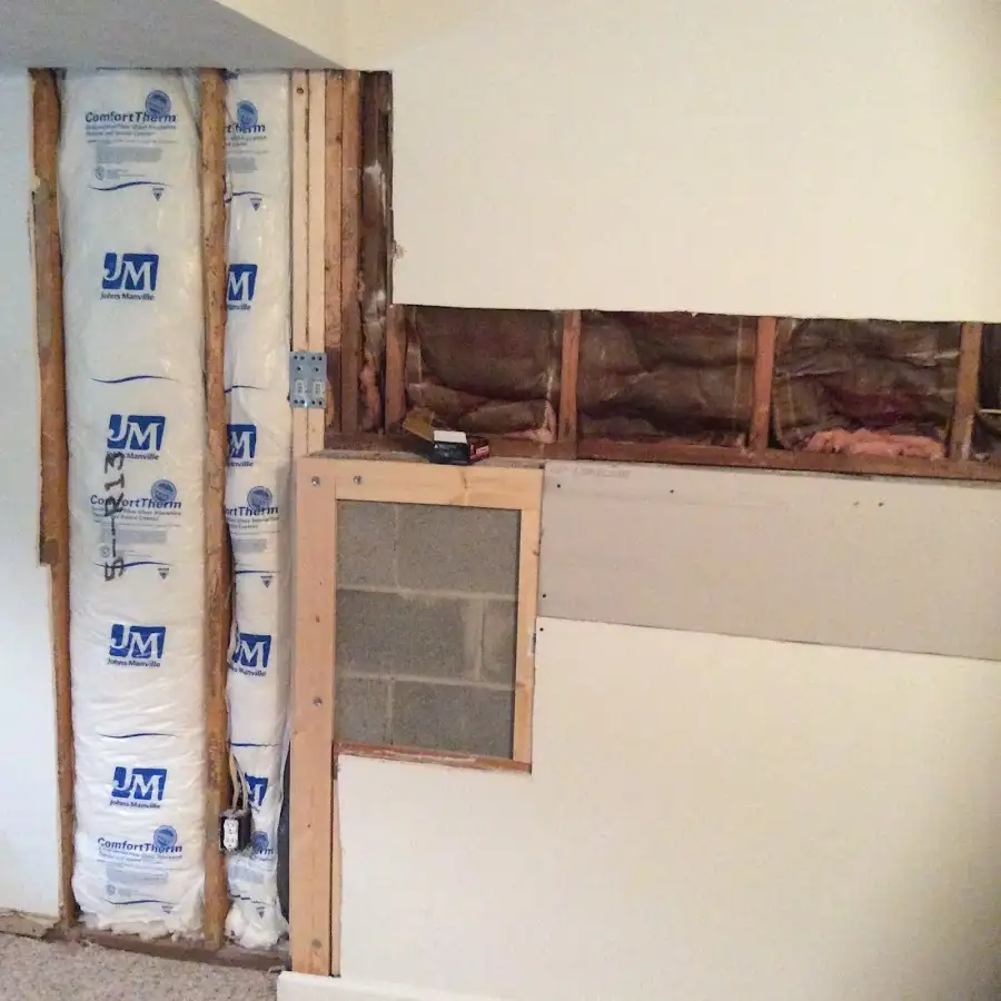 Wall insulation replacement during Structural Drying in Hockinson